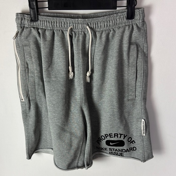 Nike Shorts - Men’s Small - Picture 1 of 5